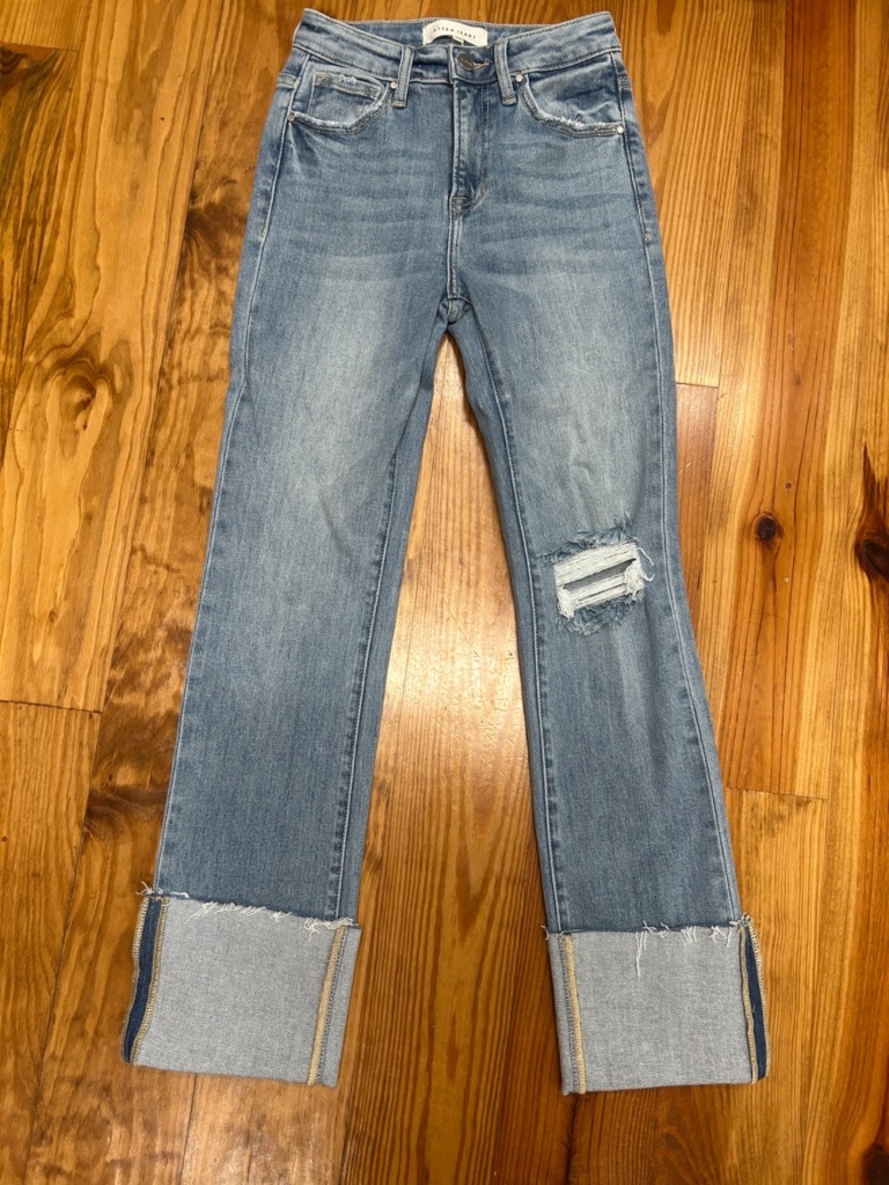 Risen Size 24 Light Wash Women’s Straight Crop Jeans